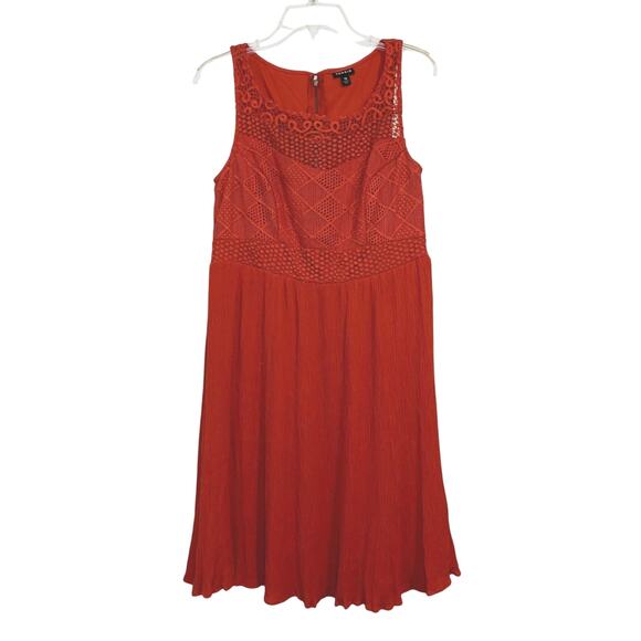 torrid Dresses & Skirts - Torrid Size 10 Dress Crochet Lace Eyelet Bodice Gauze Skirt Sleeveless Zip Red